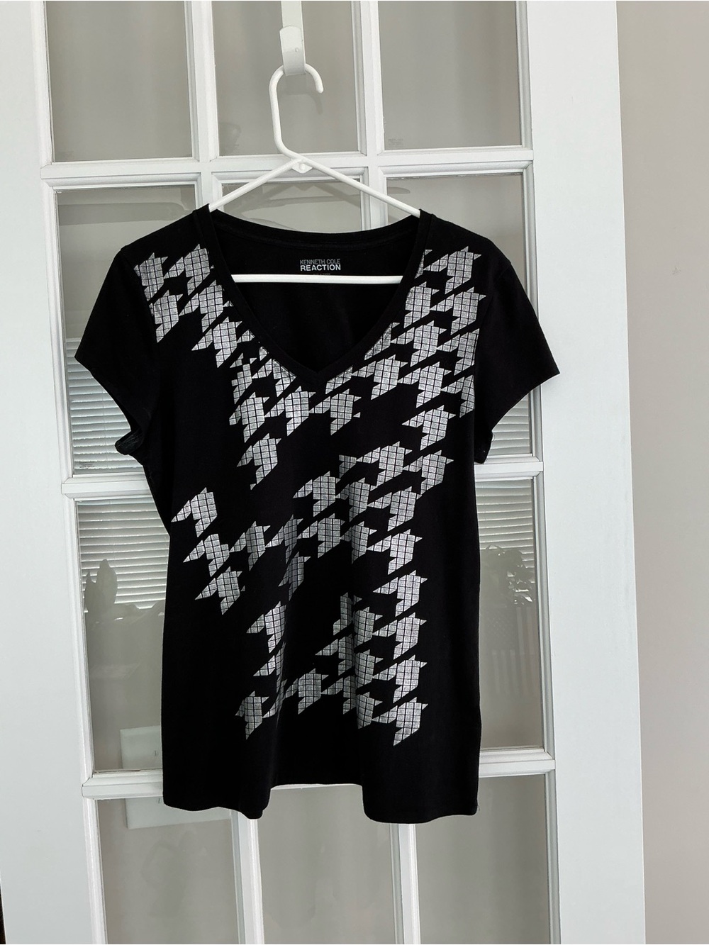 Kenneth Cole Reaction Metallic tee